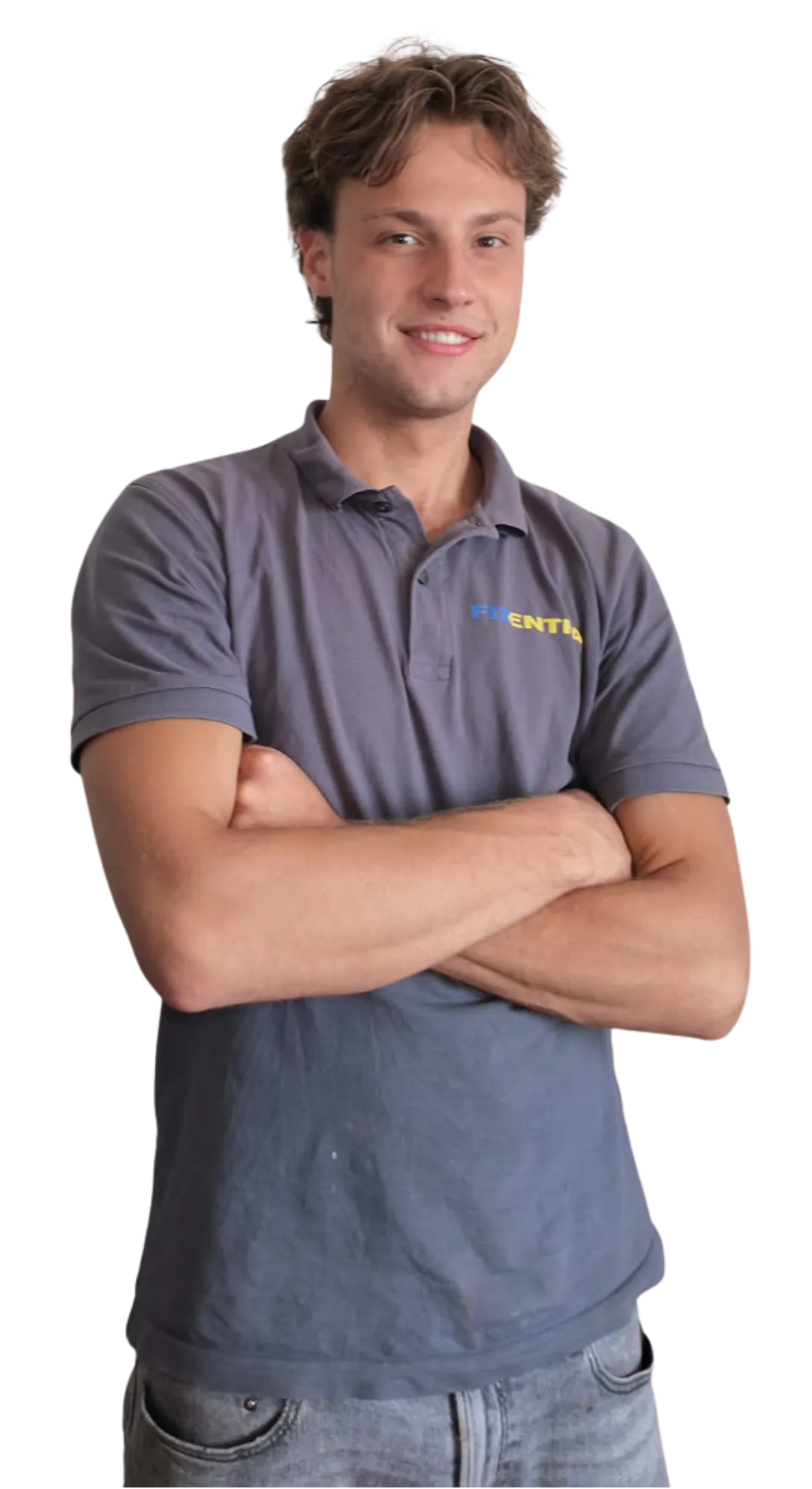 Jesse, monteur bij Fixentra, met de armen over elkaar in een Fixentra-polo