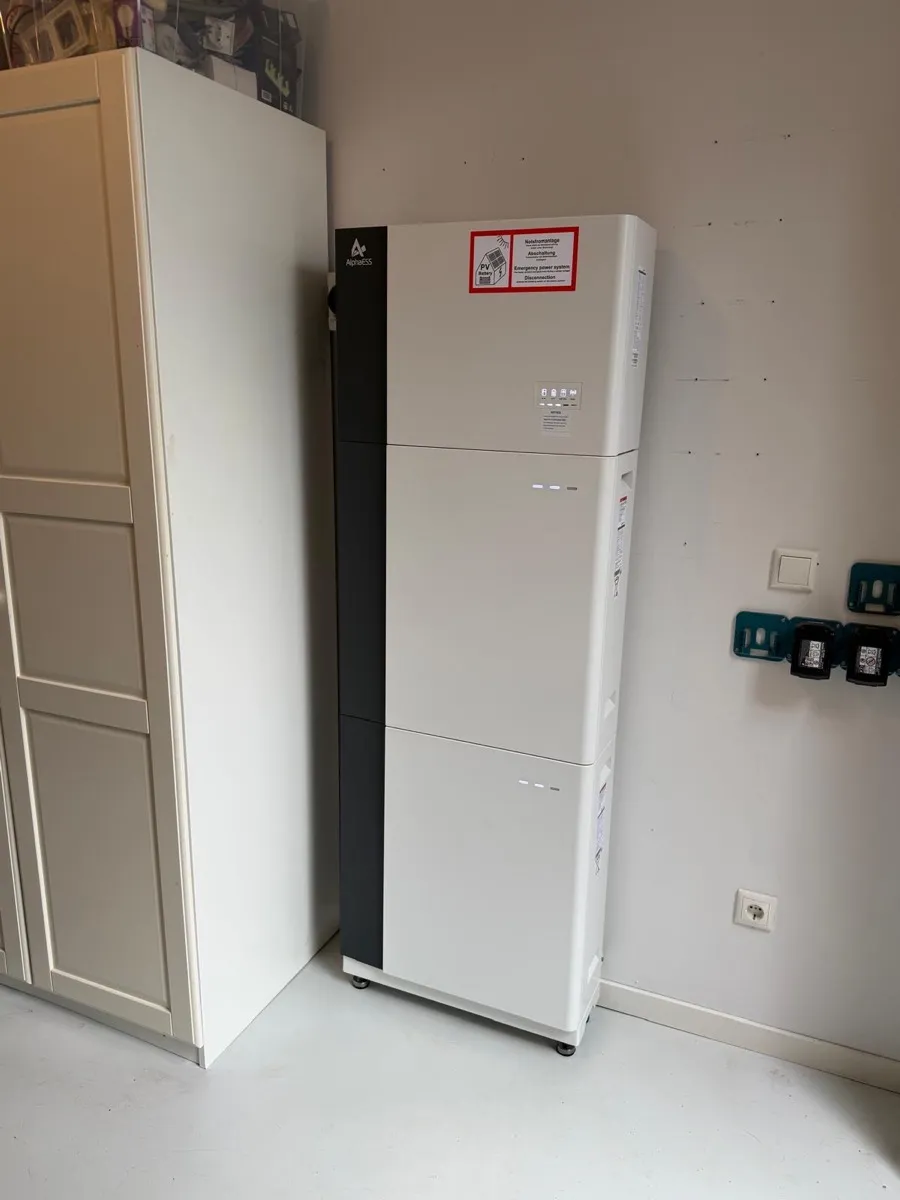 AlphaESS-thuisbatterij van 18,6 kWh met Backup Box, door Fixentra geïnstalleerd in Hoef en Haag